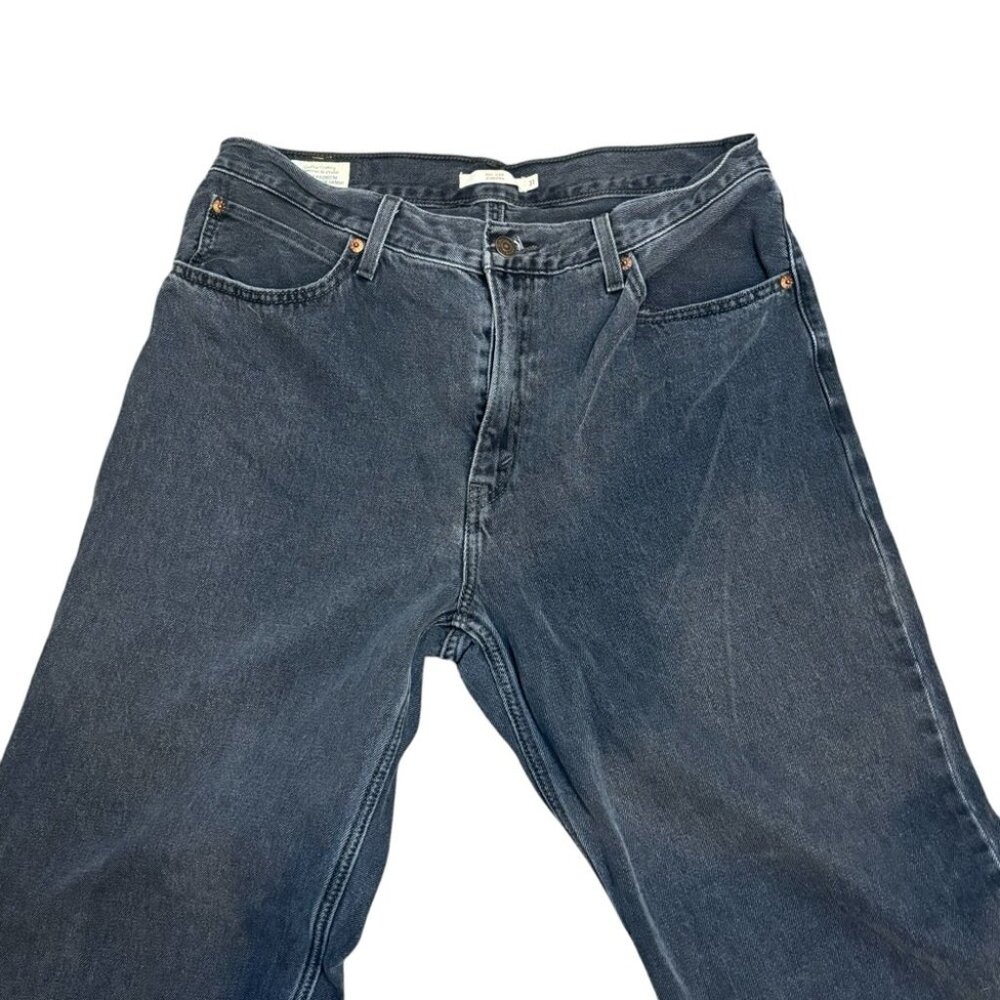 Levi Premium Women’s Dad Jean In Faded Black Size 31